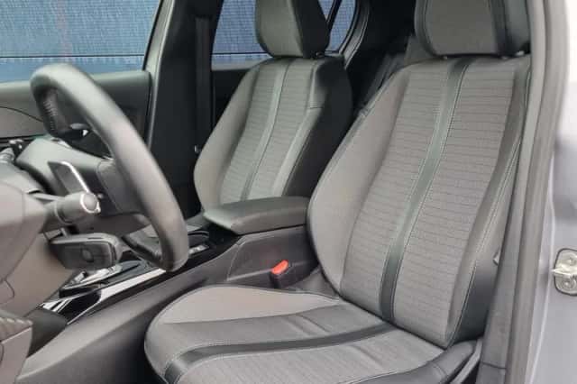 Peugeot 208 (2021) thumbnail 8
