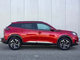 Peugeot 2008 (2021) thumbnail 4