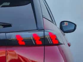 Peugeot 2008 (2021) thumbnail 35
