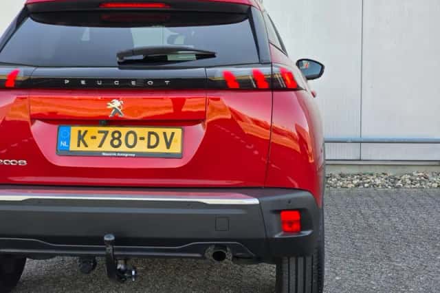 Peugeot 2008 (2021) thumbnail 36