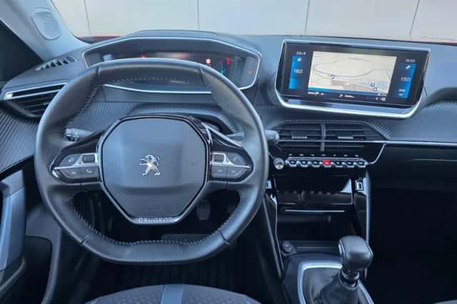 Peugeot 2008 (2021) thumbnail 10