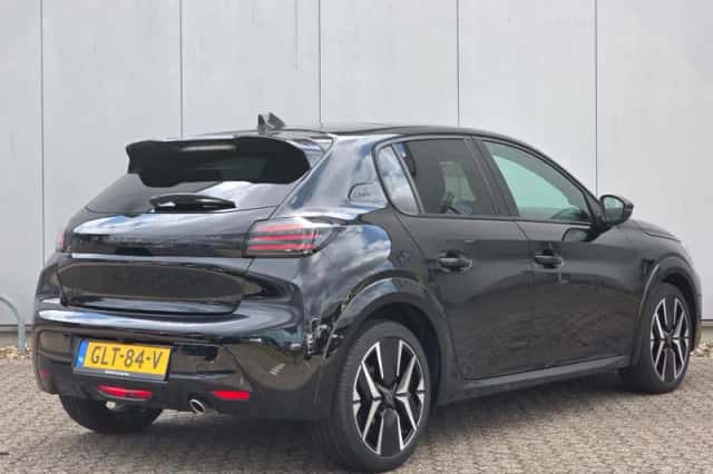 Peugeot 208 (2024) thumbnail 6