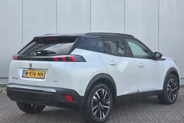 Peugeot e-2008 (2021) thumbnail 6