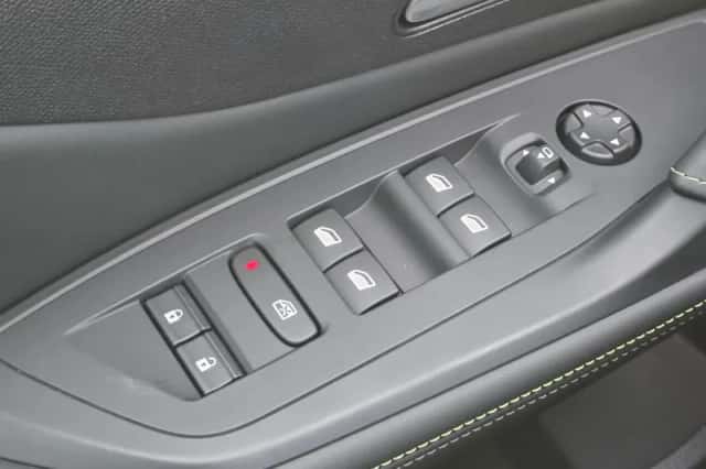 Peugeot 308 (2025) thumbnail 11