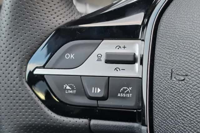 Peugeot 308 (2025) thumbnail 15