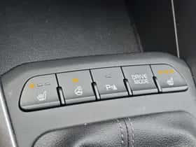 Kia Stonic (2025) thumbnail 25