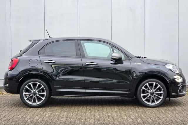 Fiat 500X (2021) thumbnail 4