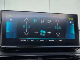 Peugeot 3008 (2022) thumbnail 26
