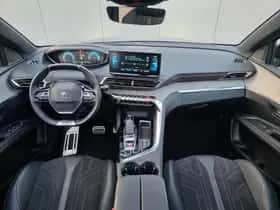 Peugeot 3008 (2022) thumbnail 10