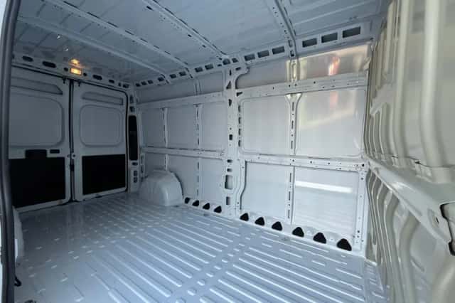 Opel Movano (2024) thumbnail 27