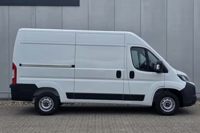 Opel Movano (2024) thumbnail 4