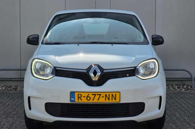 Renault Twingo (2022) thumbnail 2