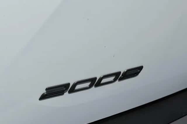 Peugeot 2008 (2024) thumbnail 13