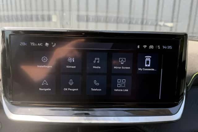 Peugeot 2008 (2024) thumbnail 30