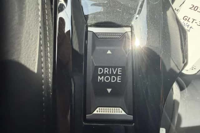 Peugeot 2008 (2024) thumbnail 35
