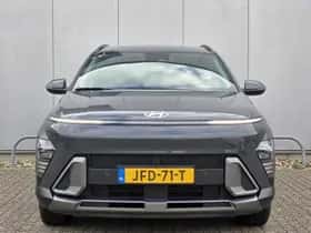Hyundai Kona (2023) thumbnail 2