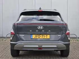 Hyundai Kona (2023) thumbnail 5