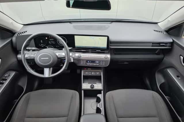 Hyundai Kona (2023) thumbnail 9