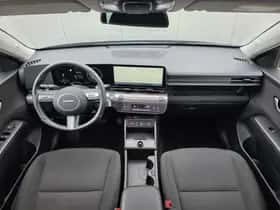 Hyundai Kona (2023) thumbnail 9
