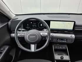 Hyundai Kona (2023) thumbnail 10