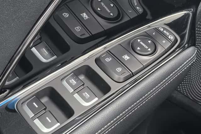 Kia Niro (2020) thumbnail 11