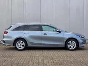 Kia Ceed Sportswagon (2024) thumbnail 4