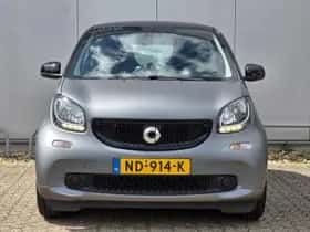 Smart Fortwo (2017) thumbnail 2