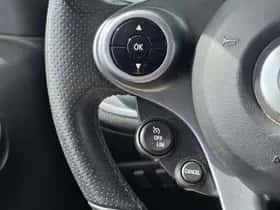 Smart Fortwo (2017) thumbnail 12