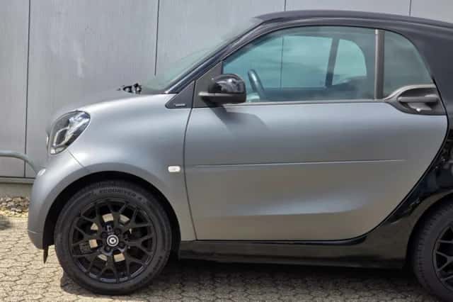Smart Fortwo (2017) thumbnail 19