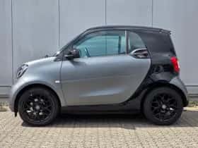 Smart Fortwo (2017) thumbnail 3