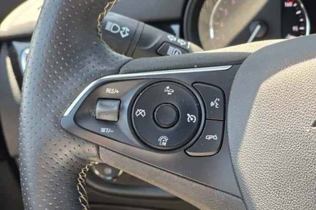 Opel Astra (2019) thumbnail 16