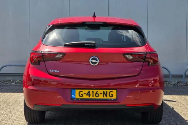 Opel Astra (2019) thumbnail 5