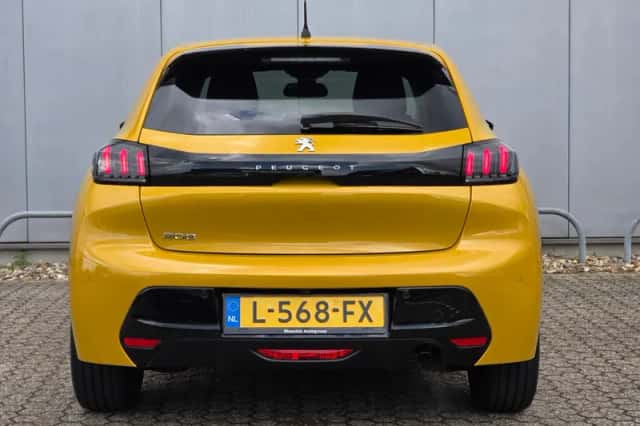 Peugeot 208 (2021) thumbnail 5