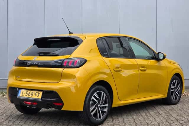 Peugeot 208 (2021) thumbnail 6