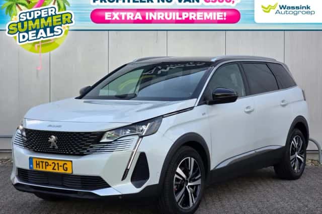Peugeot 5008 (2023) thumbnail 1