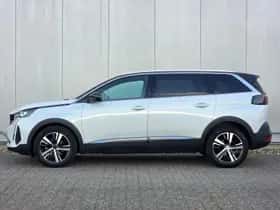 Peugeot 5008 (2023) thumbnail 4