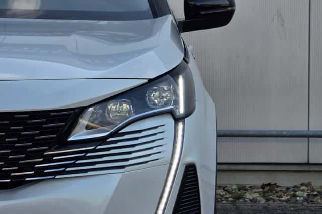 Peugeot 5008 (2023) thumbnail 34