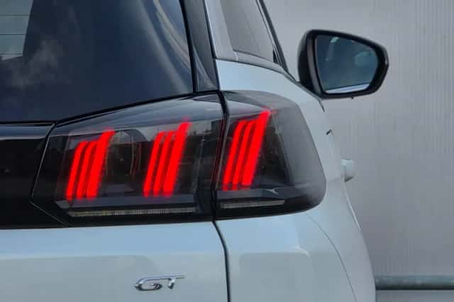 Peugeot 5008 (2023) thumbnail 35