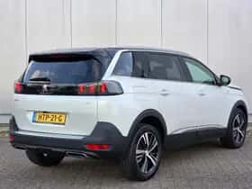 Peugeot 5008 (2023) thumbnail 7