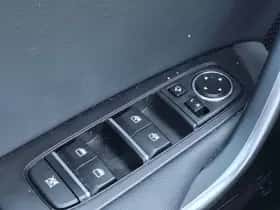 Kia Ceed Sportswagon (2024) thumbnail 12