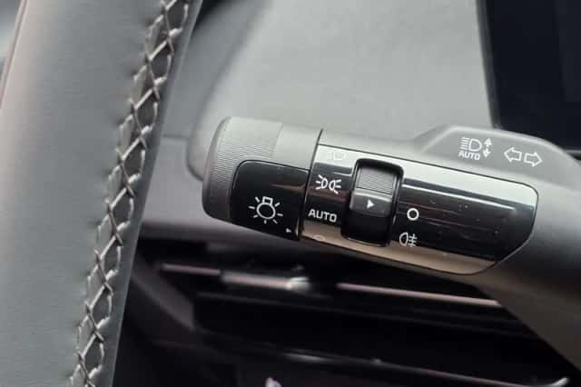 Kia EV6 (2025) thumbnail 16