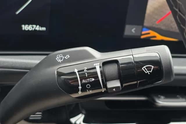 Kia EV6 (2025) thumbnail 18