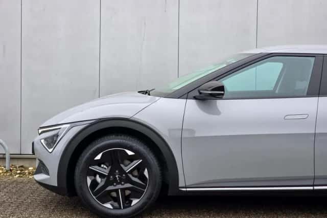 Kia EV6 (2025) thumbnail 32