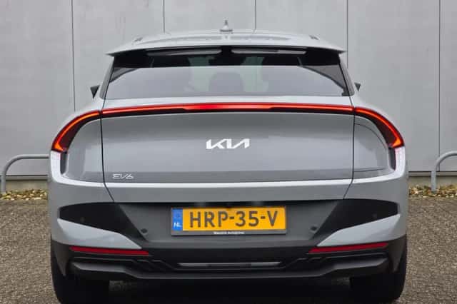 Kia EV6 (2025) thumbnail 6