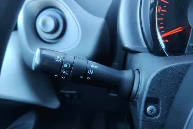 Peugeot 108 (2021) thumbnail 13