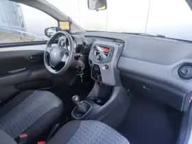 Peugeot 108 (2021) thumbnail 20