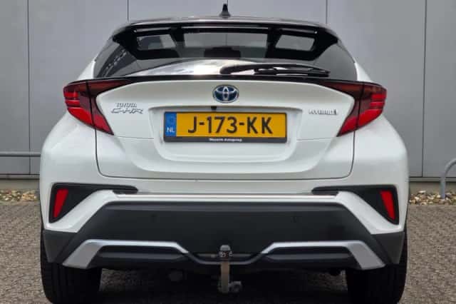 Toyota C-HR (2020) thumbnail 5