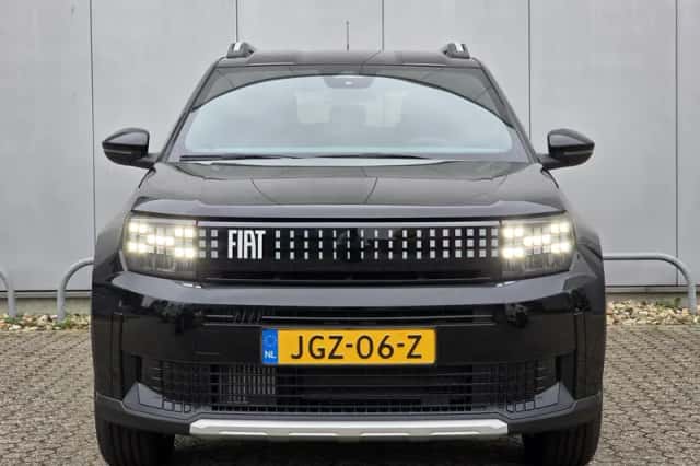 Fiat Grande Panda (2025) thumbnail 2