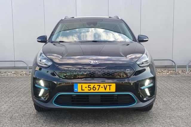 Kia Niro EV (2021) thumbnail 2