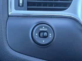 Kia Cee'd (2016) thumbnail 12